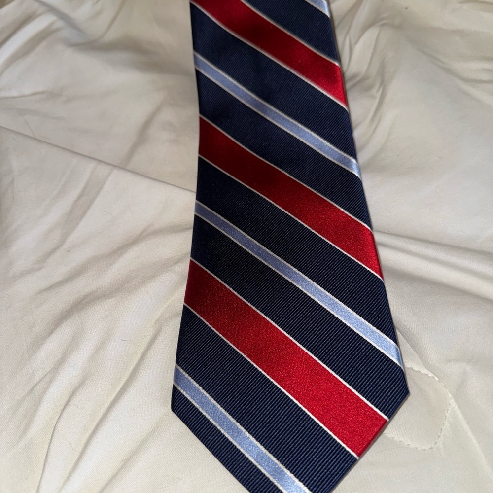 Tommy Hilfiger Classic Red and Blue Striped Tie 100% Silk NWT